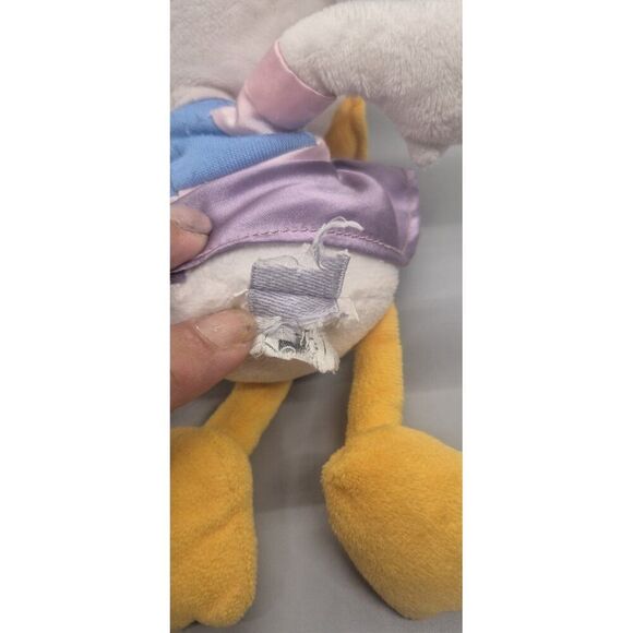 Rare Disney Store Duck Tales Webby Vanderquack Plush Stuffed Animal Toy 2017 - Picture 4 of 5